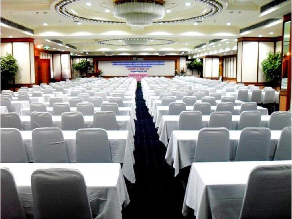Grande Ville Hotel Bangkok Exteriör bild