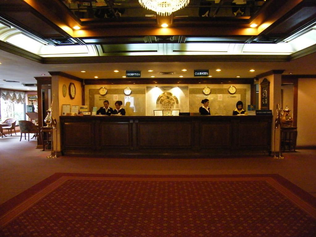 Grande Ville Hotel Bangkok Exteriör bild