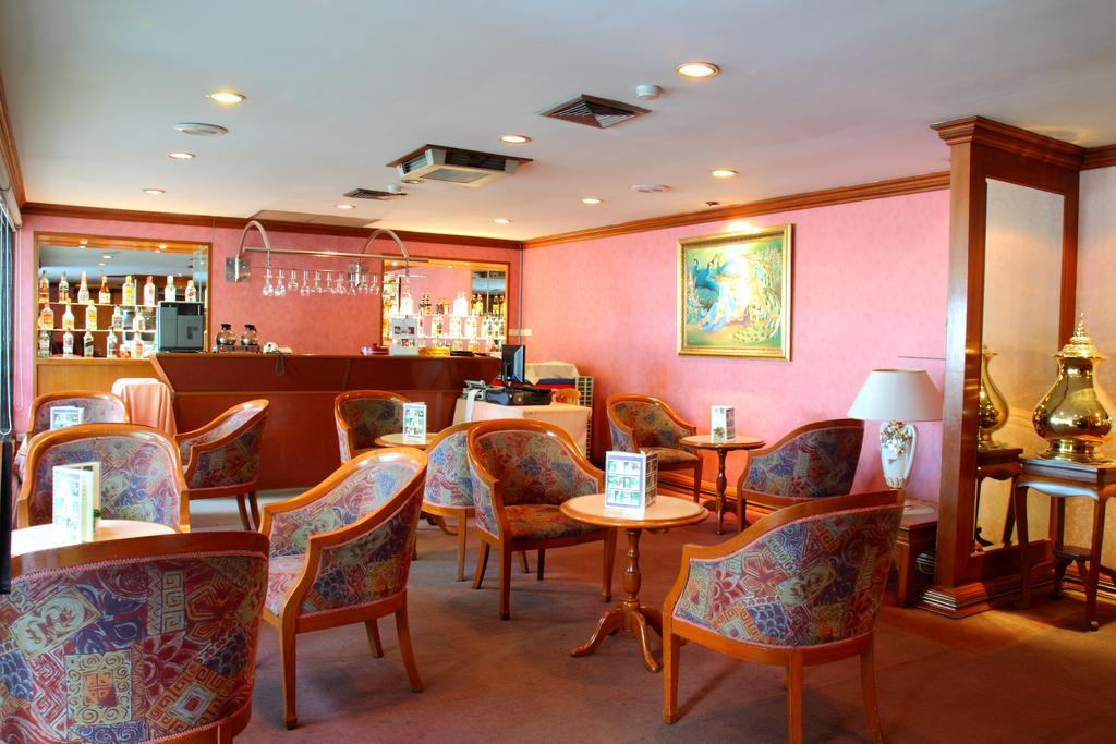 Grande Ville Hotel Bangkok Restaurang bild