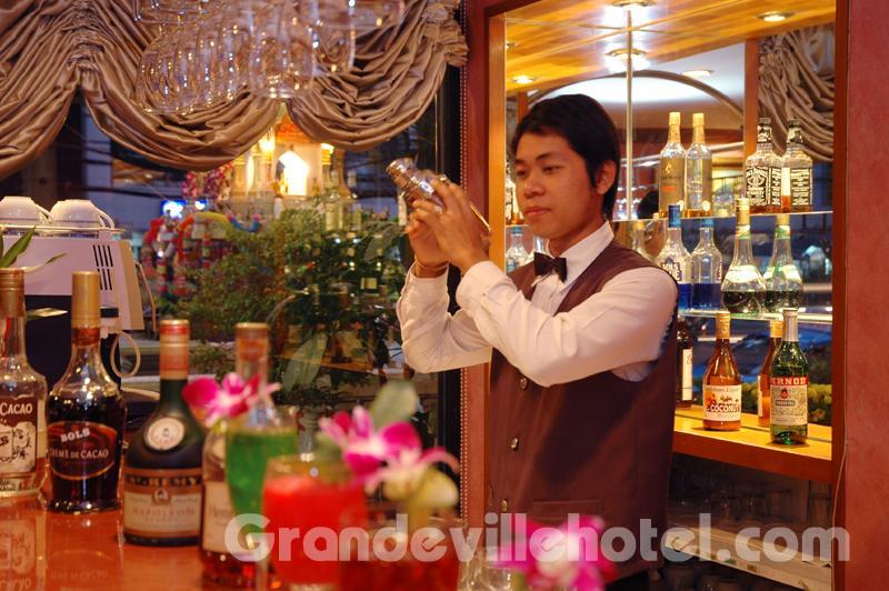 Grande Ville Hotel Bangkok Exteriör bild
